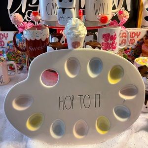 Rae Dunn “Hop To It” Egg 🥚 Palette